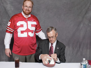 Illustration for article titled Many Special People Excitedly Posed For Pictures With Jim Tressel Last Week